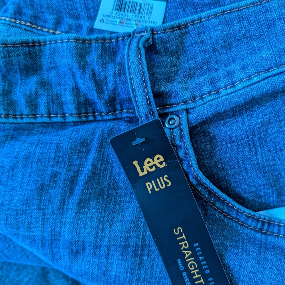 Women's plus size jeans - Picture 3 of 4